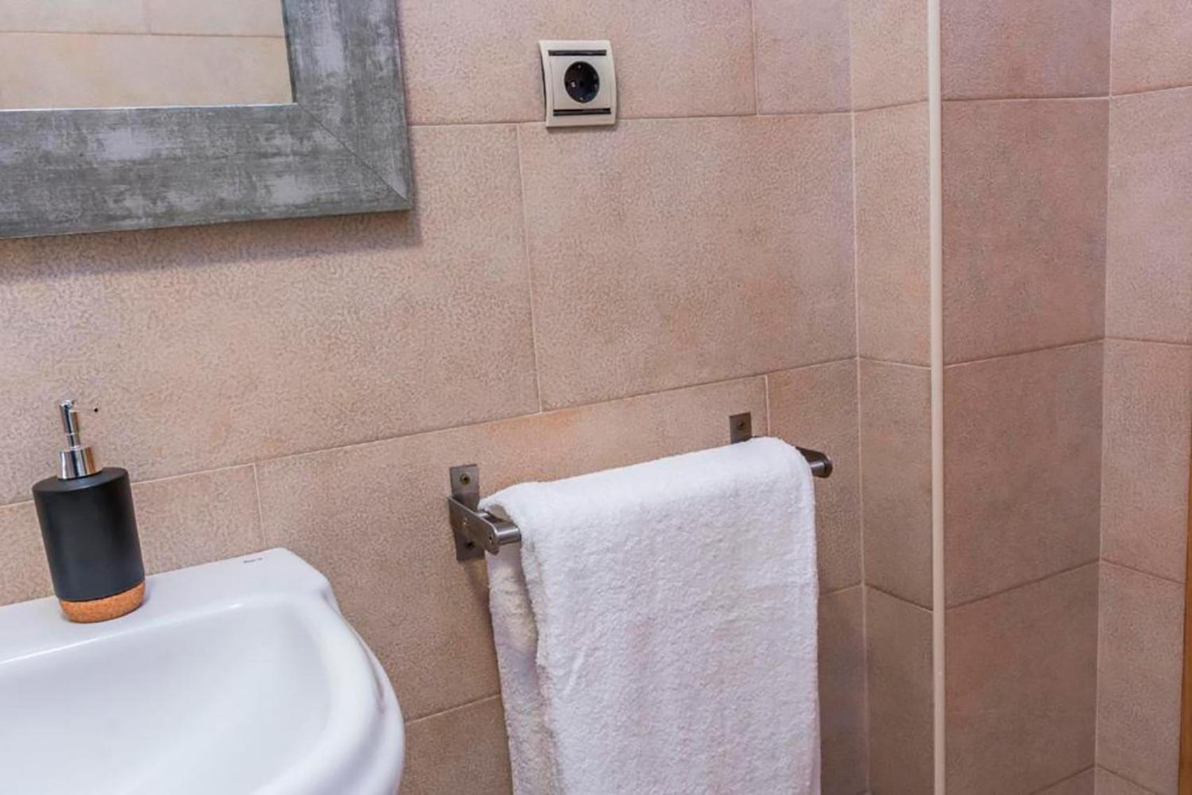 Apartamento A 15 Minutos De Baqueira Les Bordes Eksteriør bilde