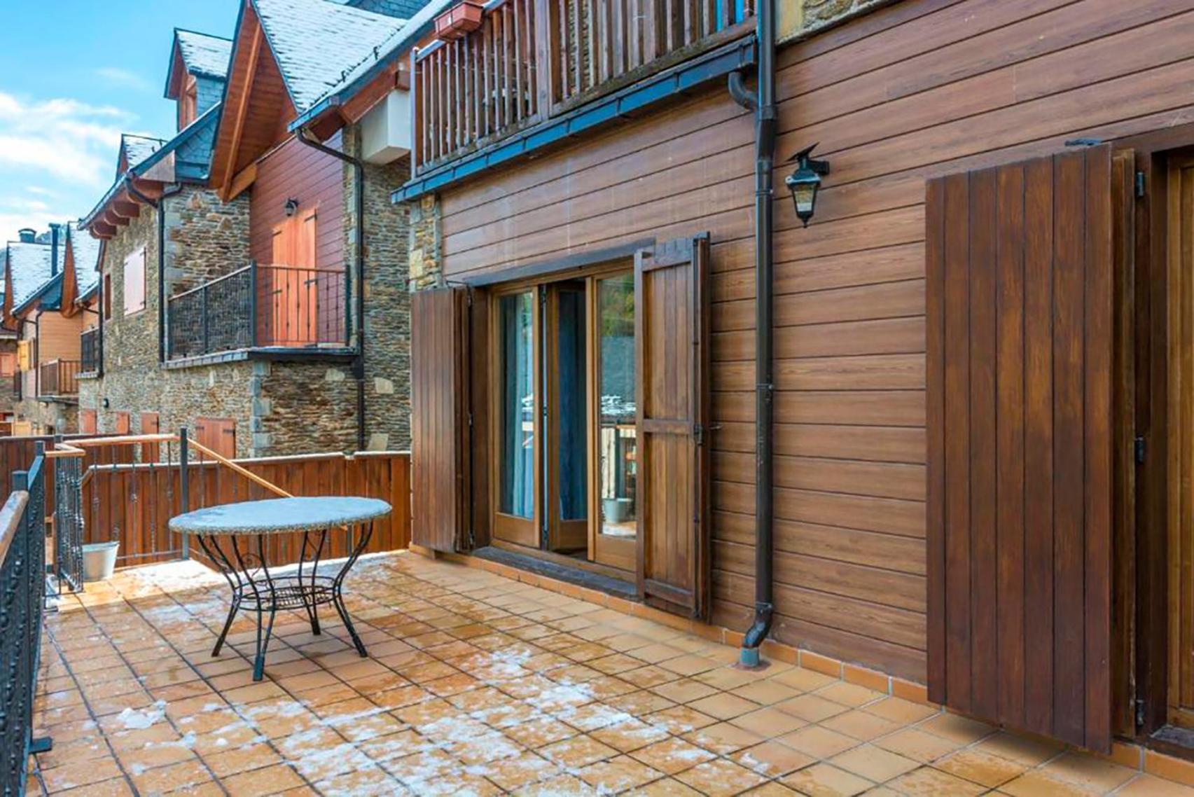 Apartamento A 15 Minutos De Baqueira Les Bordes Eksteriør bilde
