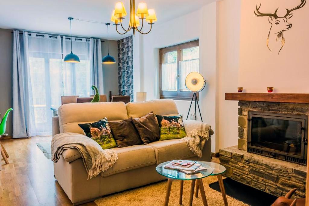 Apartamento A 15 Minutos De Baqueira Les Bordes Eksteriør bilde
